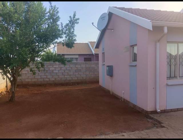 2 BEDROOM HOUSE FOR SALE IN SKY CITY